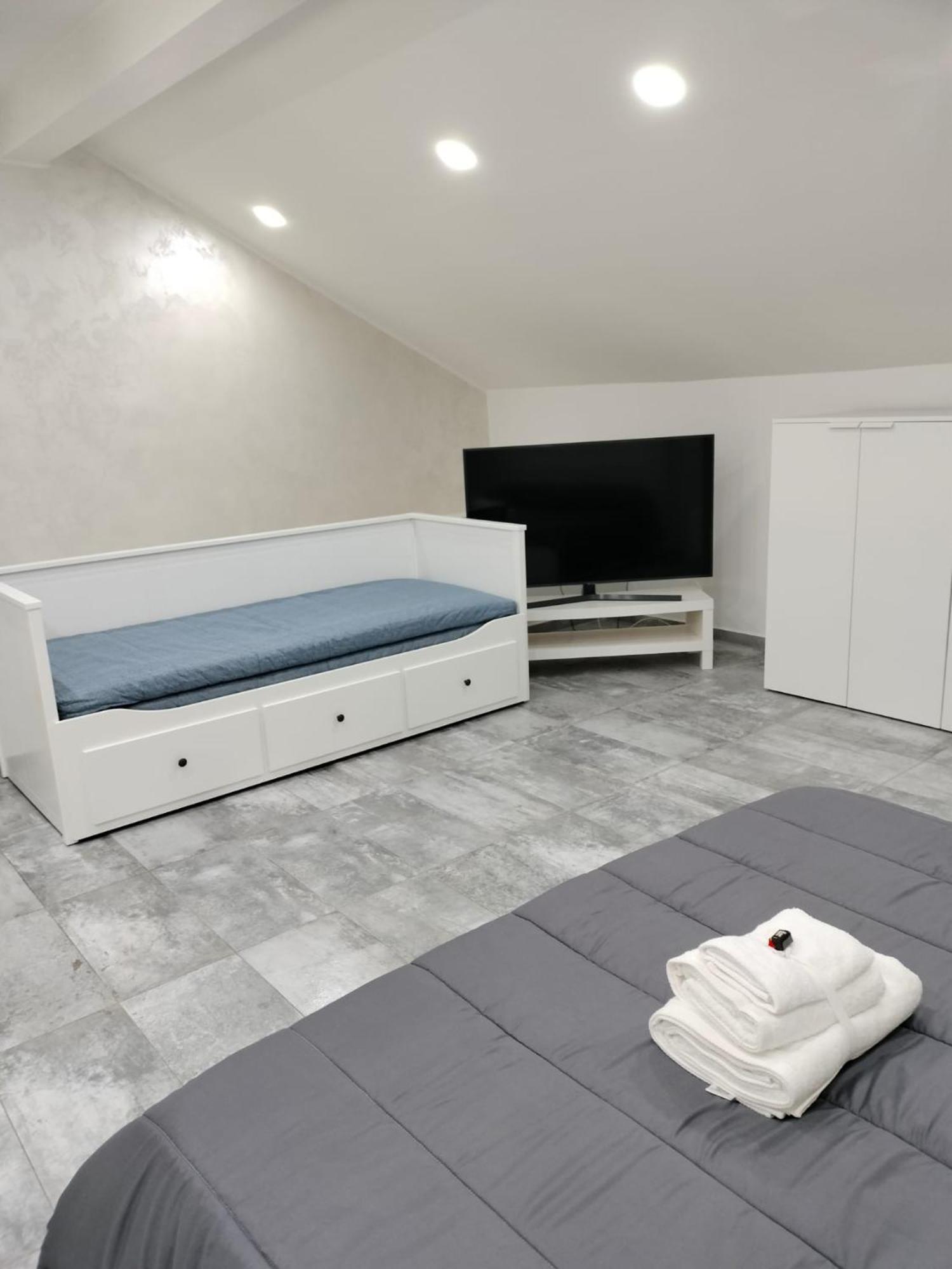 Holiday Home Litteri One Catania Ngoại thất bức ảnh